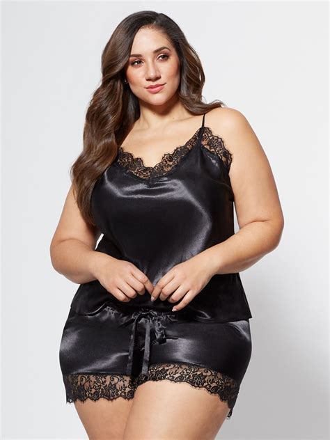 Sexy Plus Size Lingerie for Curvy Women 